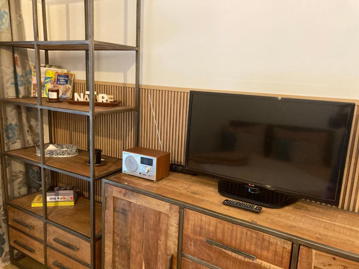 Stylovy Apartman A409 V Centre Nr, Parkovanie V Cene Nyitra Kültér fotó